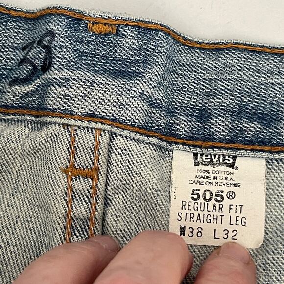 Levi's 505 VINTAGE Straight Leg Black Batwing Light Wash Jeans 38x32 Blue USA - Picture 12 of 13